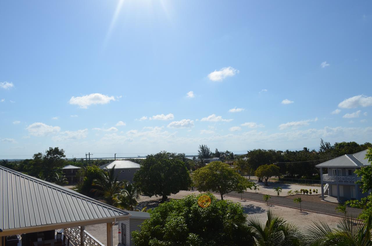 Khalkob'S Estate Apartment Placencia Exterior photo